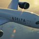 Delta reduce 40% de capacidad de vuelo para coronavirus