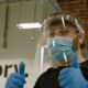 Amazon desarrolla protector facial aprobado por los NIH para trabajadores de la salud