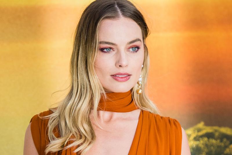 Margot Robbie Star Stand Alone Pirates of the Caribbean Film Info