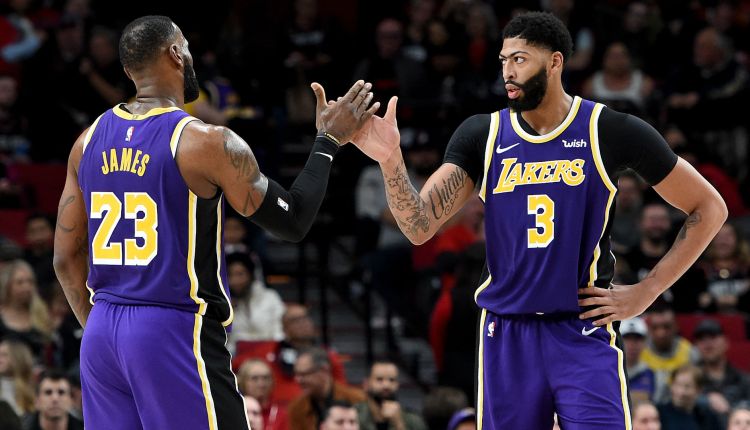 LeBron James, Anthony Davis and other Lakers share message of unity with protesters