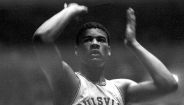 Wes Unseld was a giant both on and off the court — even standing just 6-7