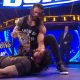 Roman Reigns atacó a Jey Uso en WWE Friday Night SmackDown