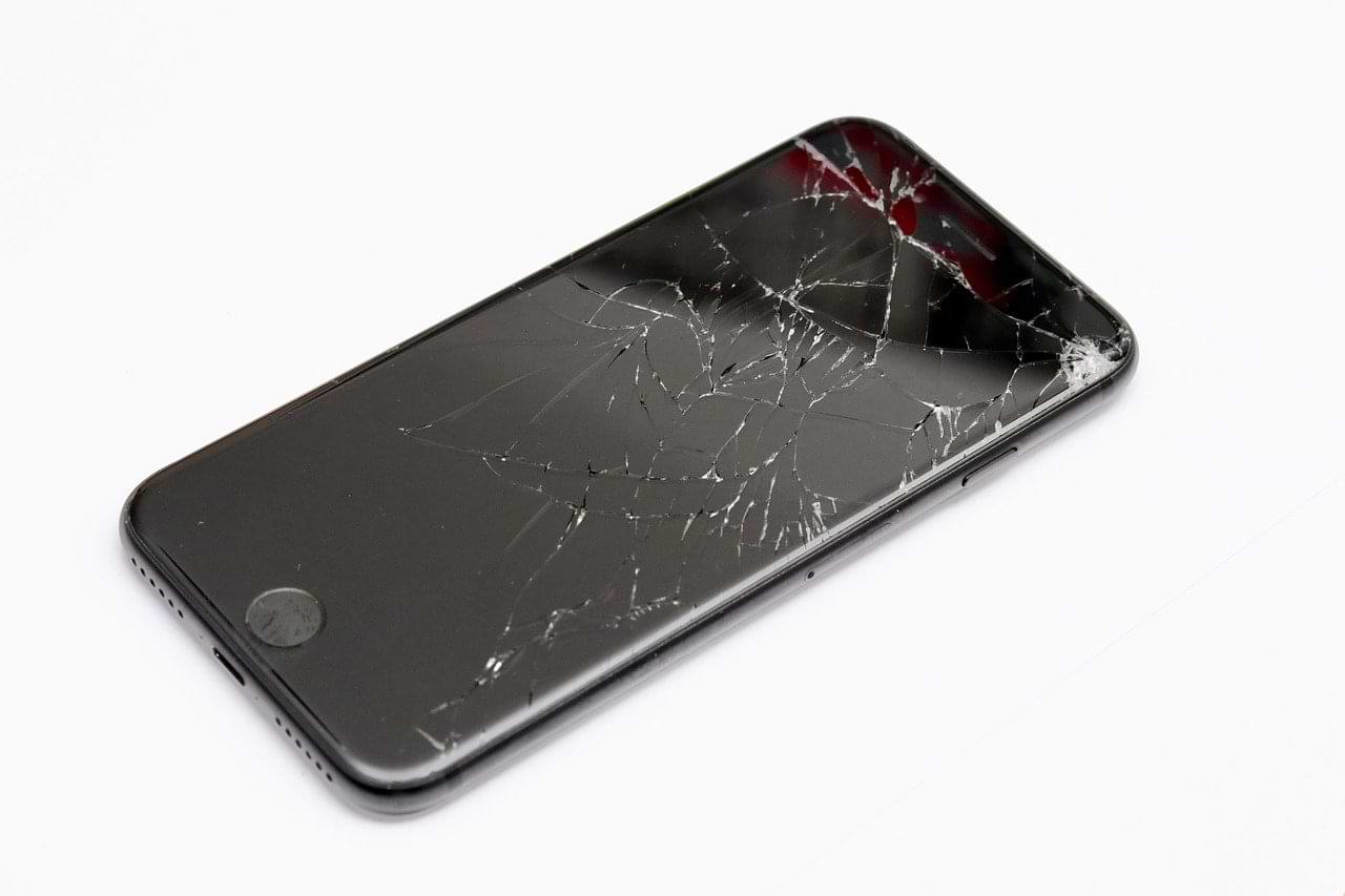 Resulta que Apple quiere hacer un iPhone plegable con una pantalla de 'autocuración'