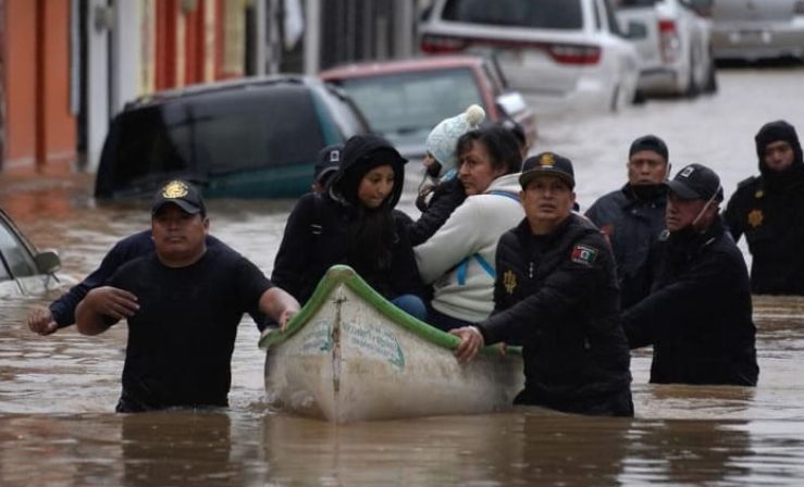 Al menos 19 muertos en inundaciones en México por Eta