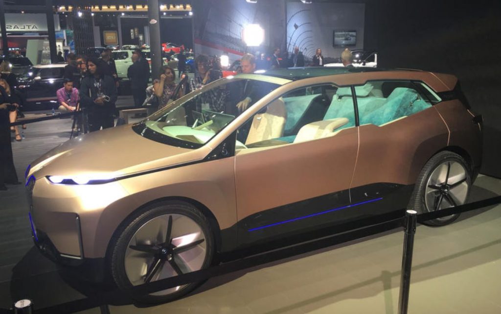 BMW iNext SUV eléctrico avanzado que se presentará mañana
